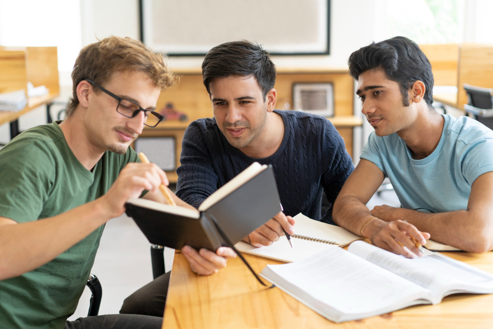 Why Many Students Prefer Staying in a Boys P.G Near NMIMS College in Mumbai
